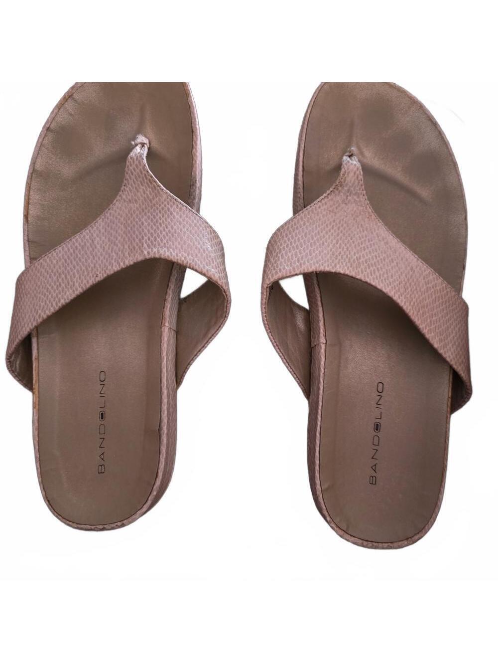 Bandolino Womens Tan Sandals with Cushioned Footbed Pre-owned Size 7.